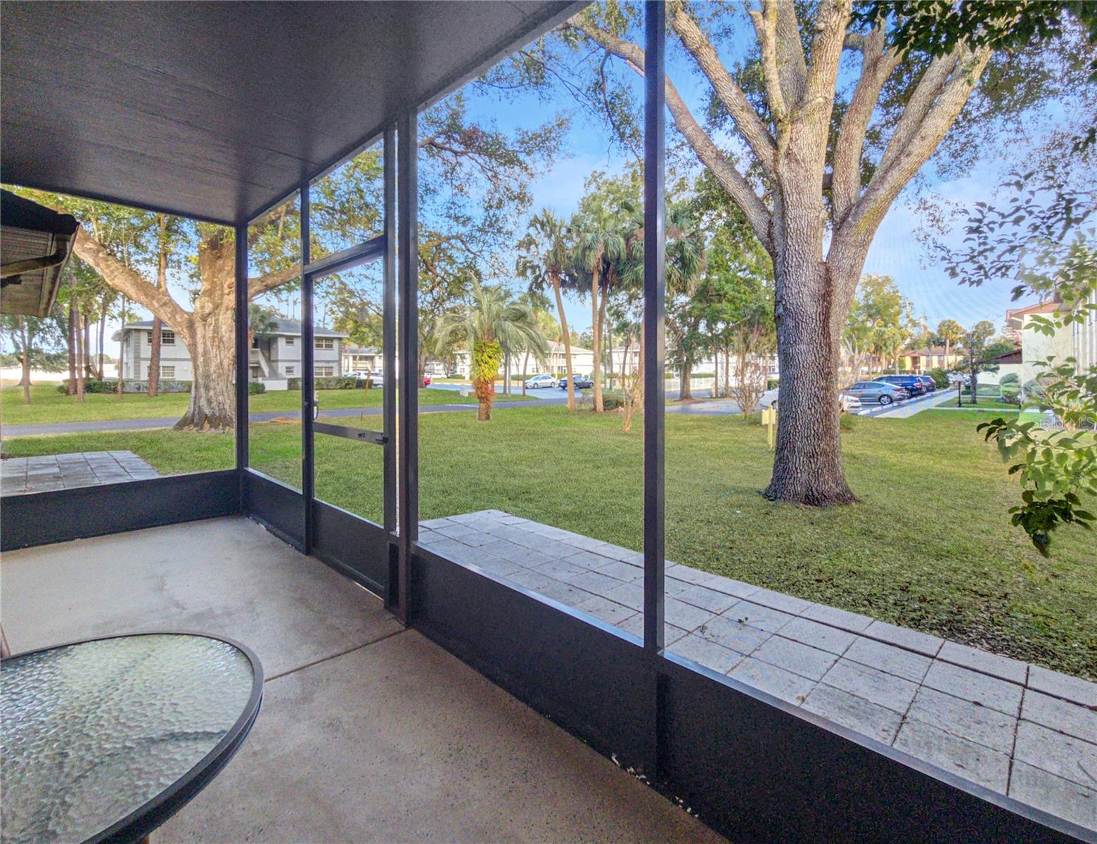 Image 20 of 28 For 504 Silver Course A