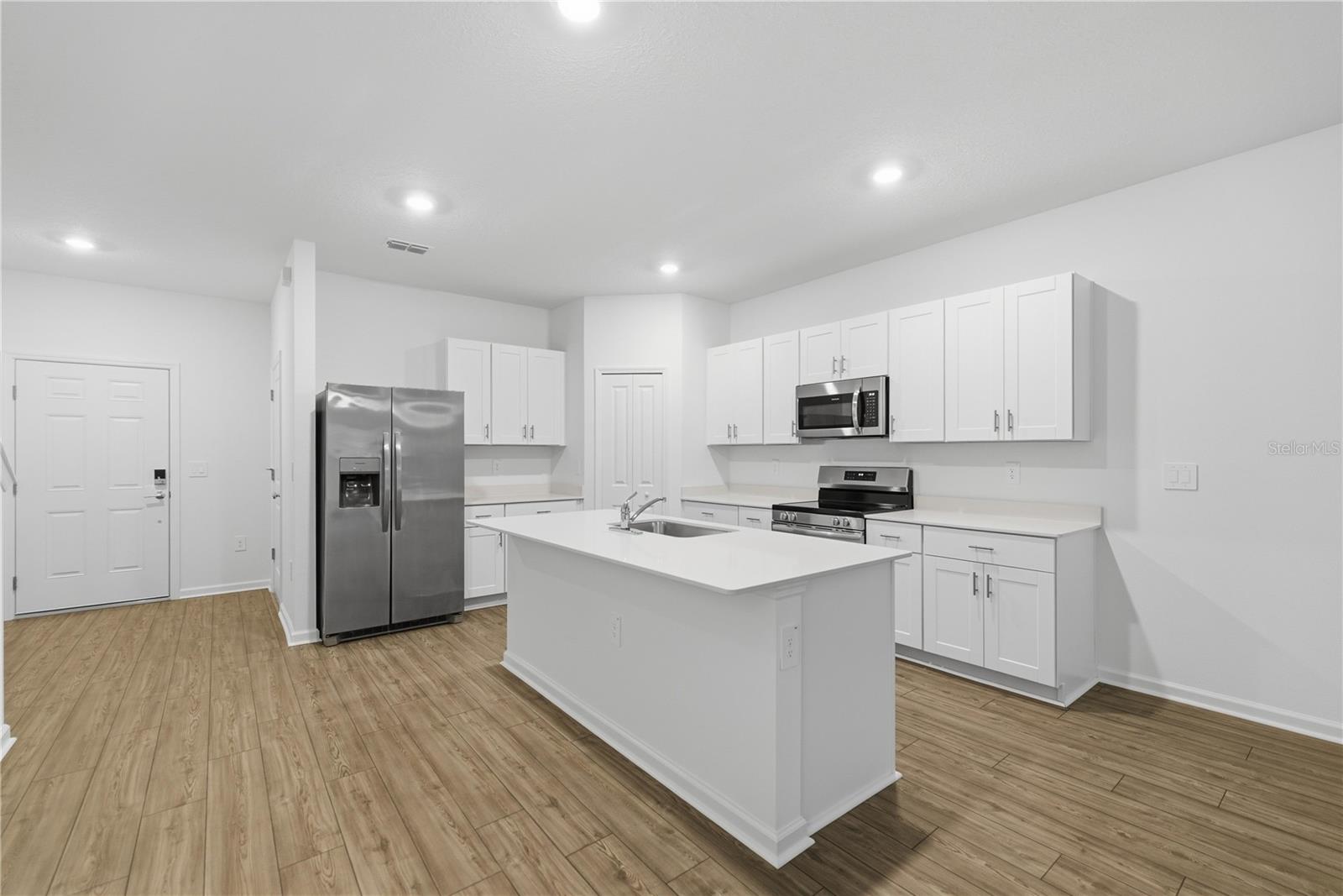 Image 6 of 25 For 4890 80th Street