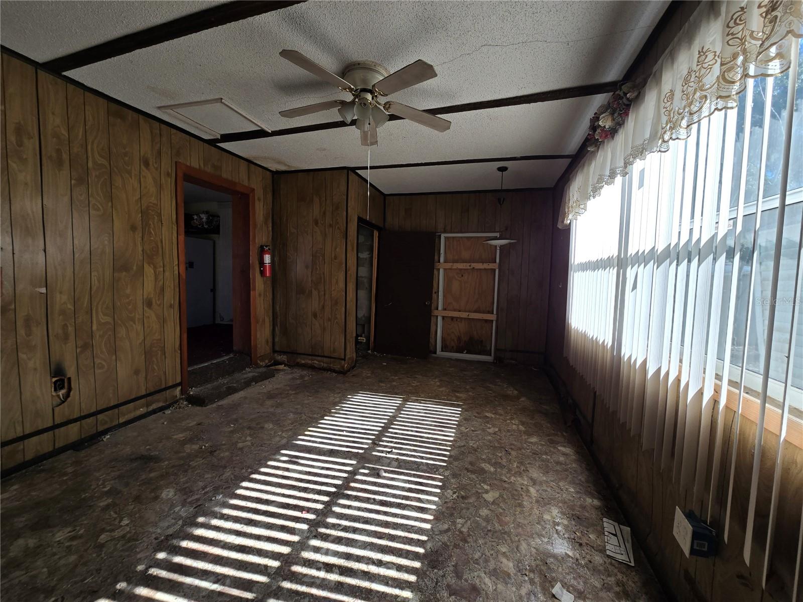 Image 7 of 13 For 705 12th Avenue