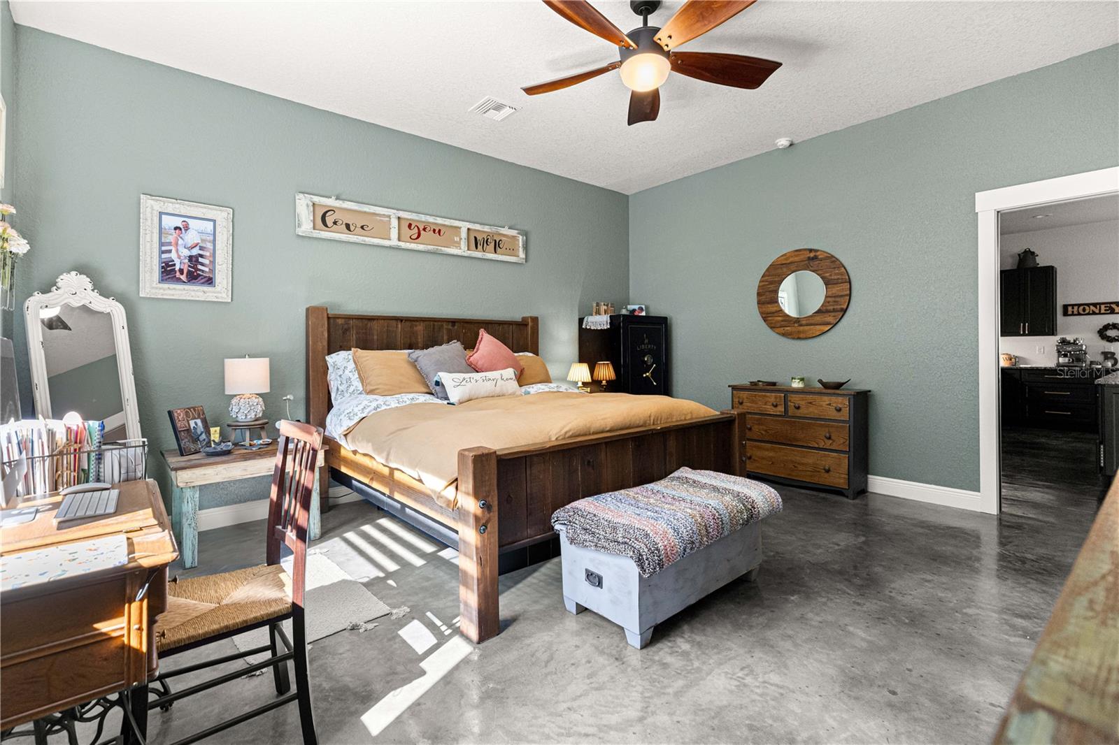 Image 43 of 82 For 4120 199th Court