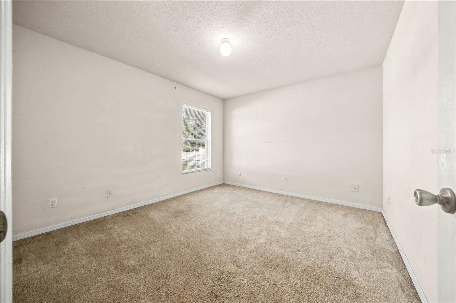 Image 18 of 50 For 27 Vinca Street