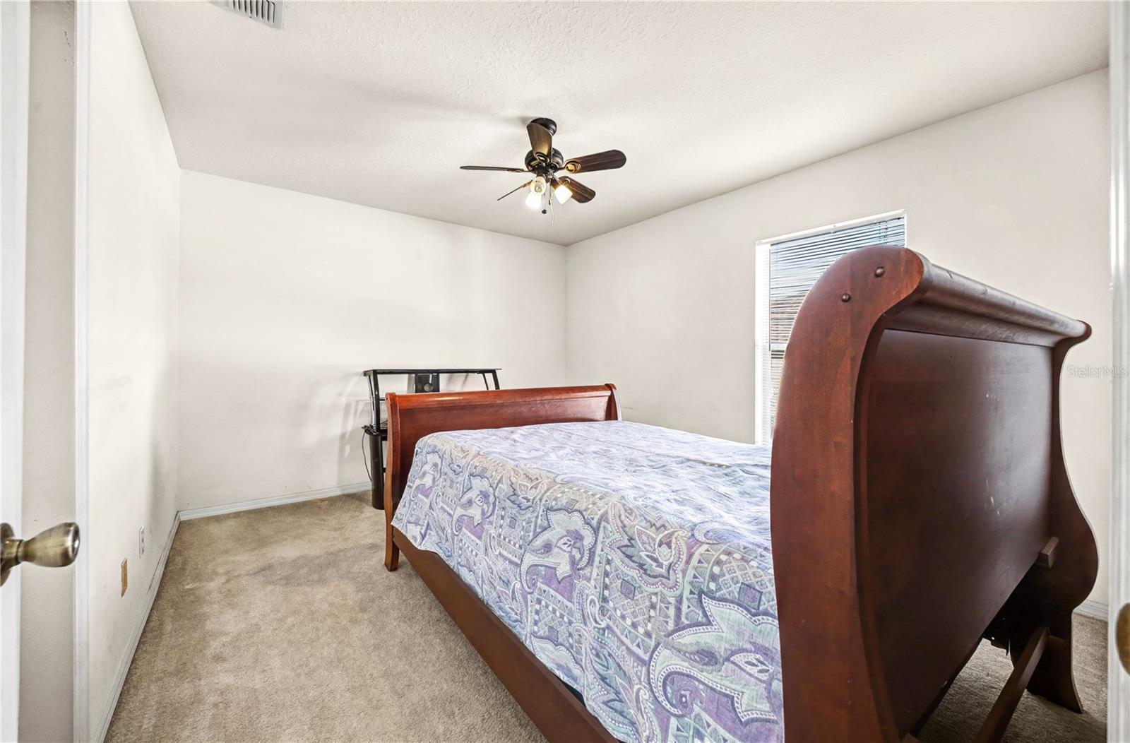 Image 21 of 50 For 27 Vinca Street