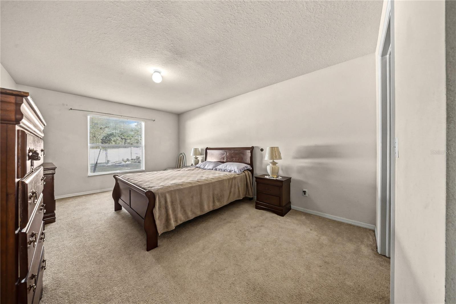 Image 26 of 50 For 27 Vinca Street