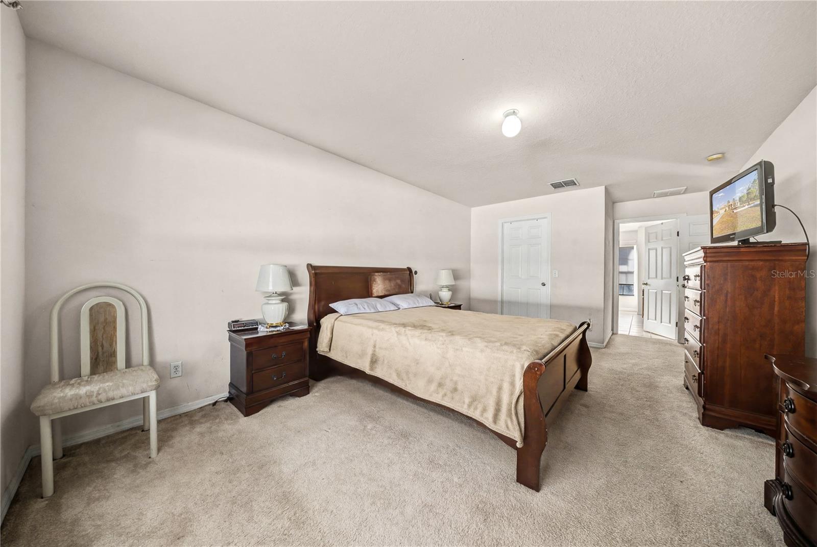 Image 27 of 50 For 27 Vinca Street