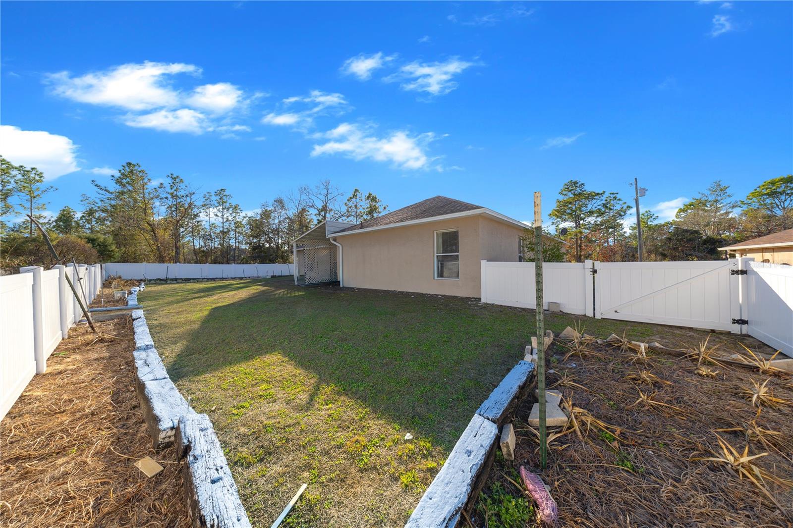 Image 9 of 50 For 27 Vinca Street