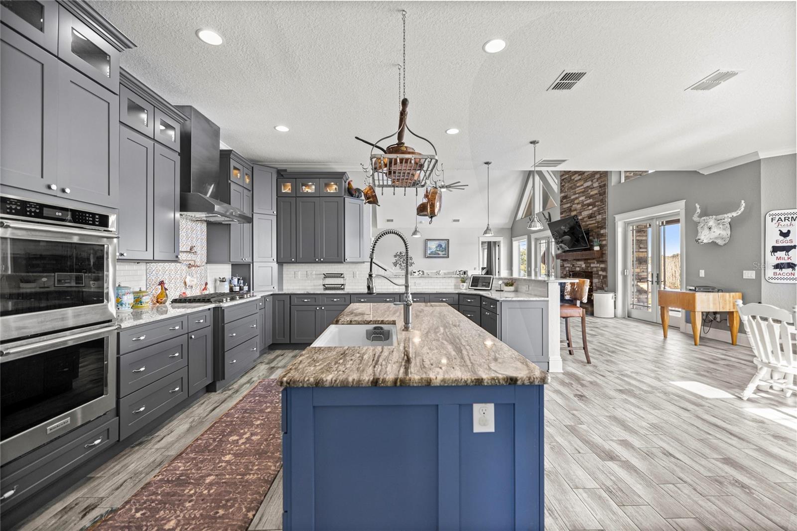 Image 22 of 73 For 5251 180th Avenue Road