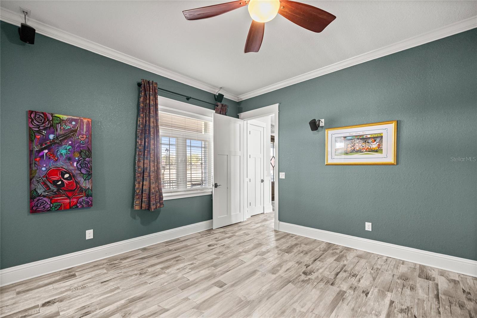 Image 26 of 73 For 5251 180th Avenue Road