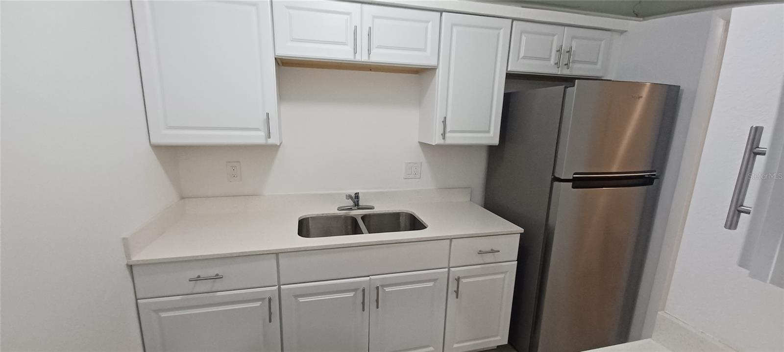 Image 11 of 25 For 5200 31st Street Se D