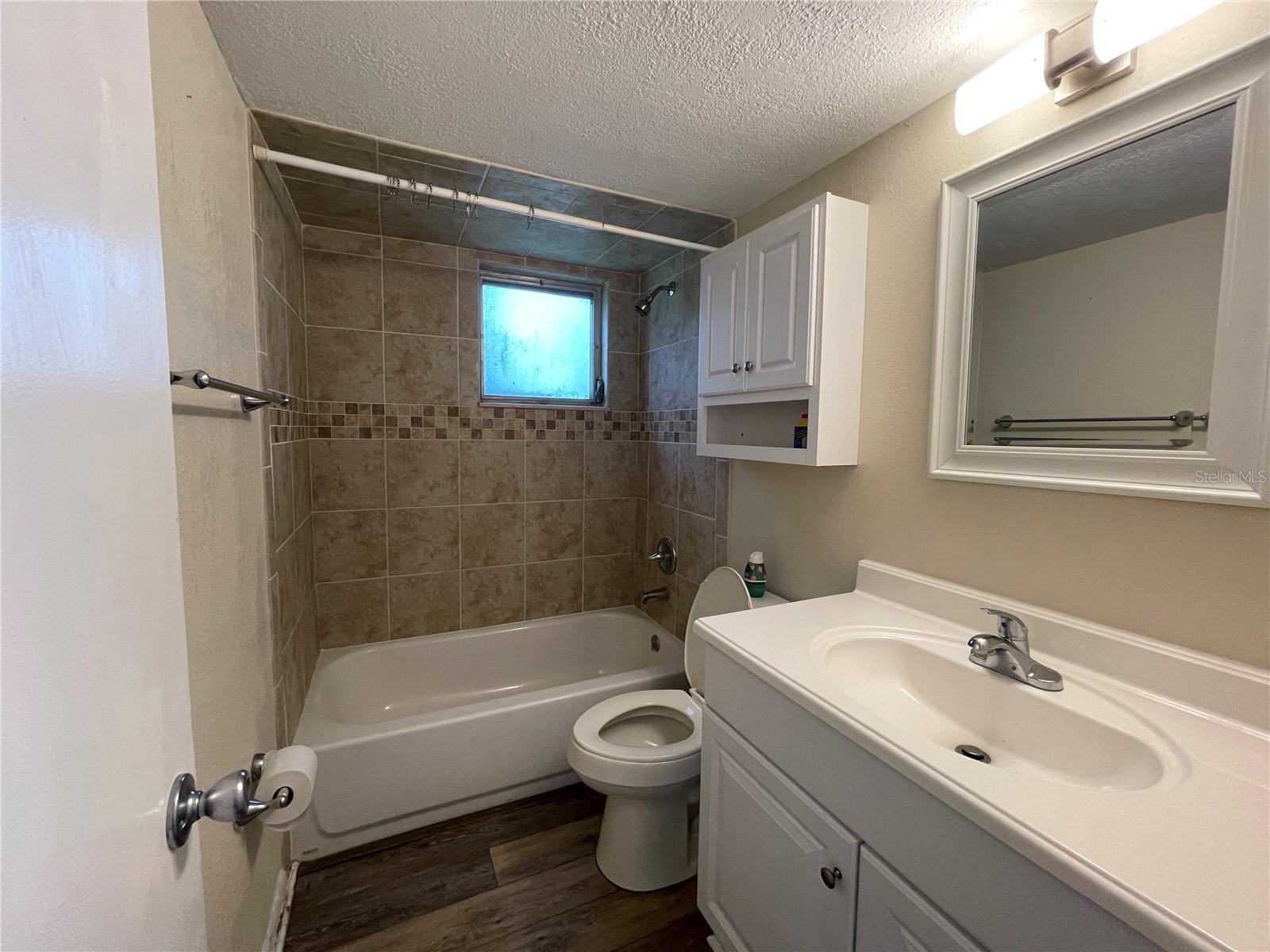 Image 8 of 14 For 6825 Downing Street 433