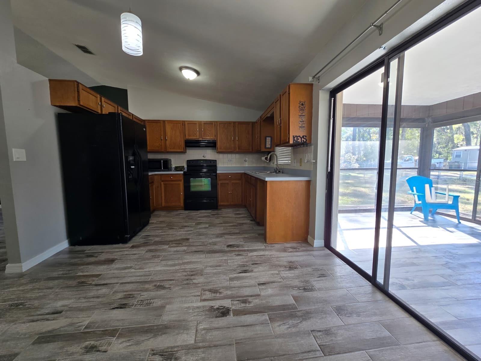 Image 4 of 16 For 2606 22nd Avenue