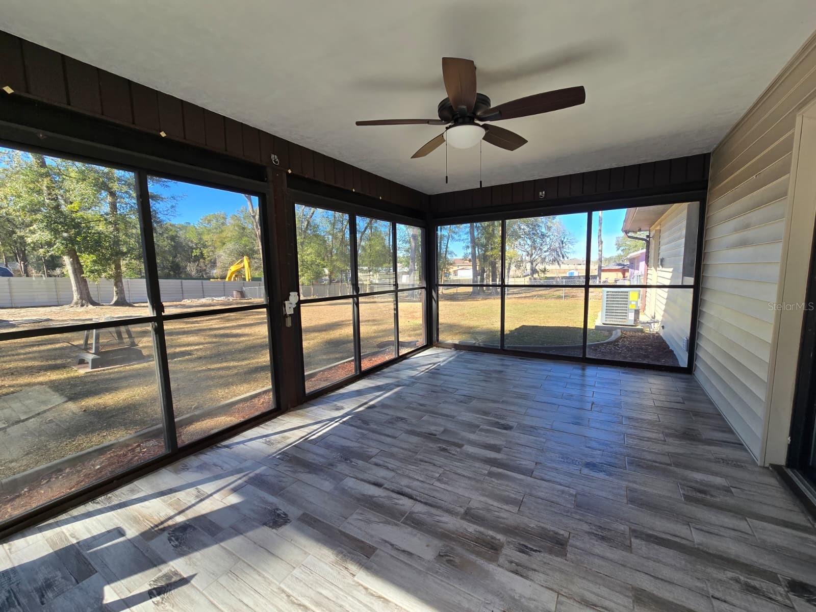 Image 5 of 16 For 2606 22nd Avenue