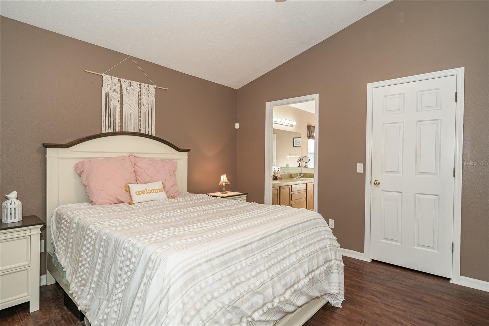 Listing photo id 9 for 18953 Wood Sage Drive