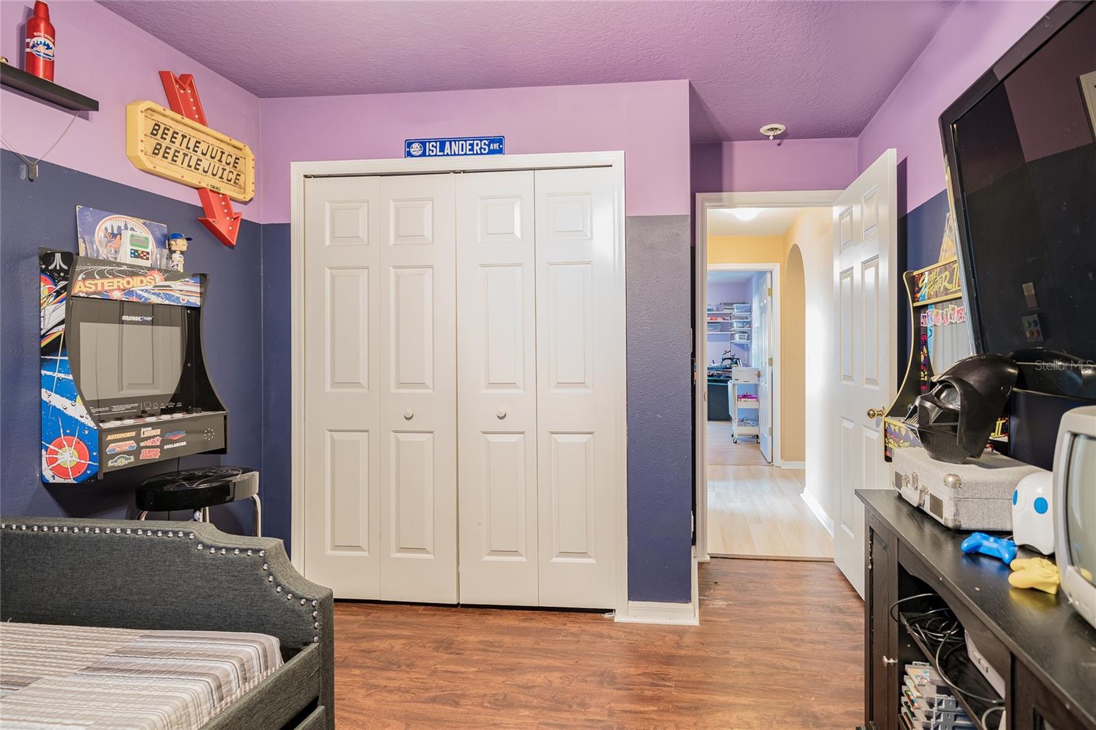 Listing photo id 21 for 18953 Wood Sage Drive