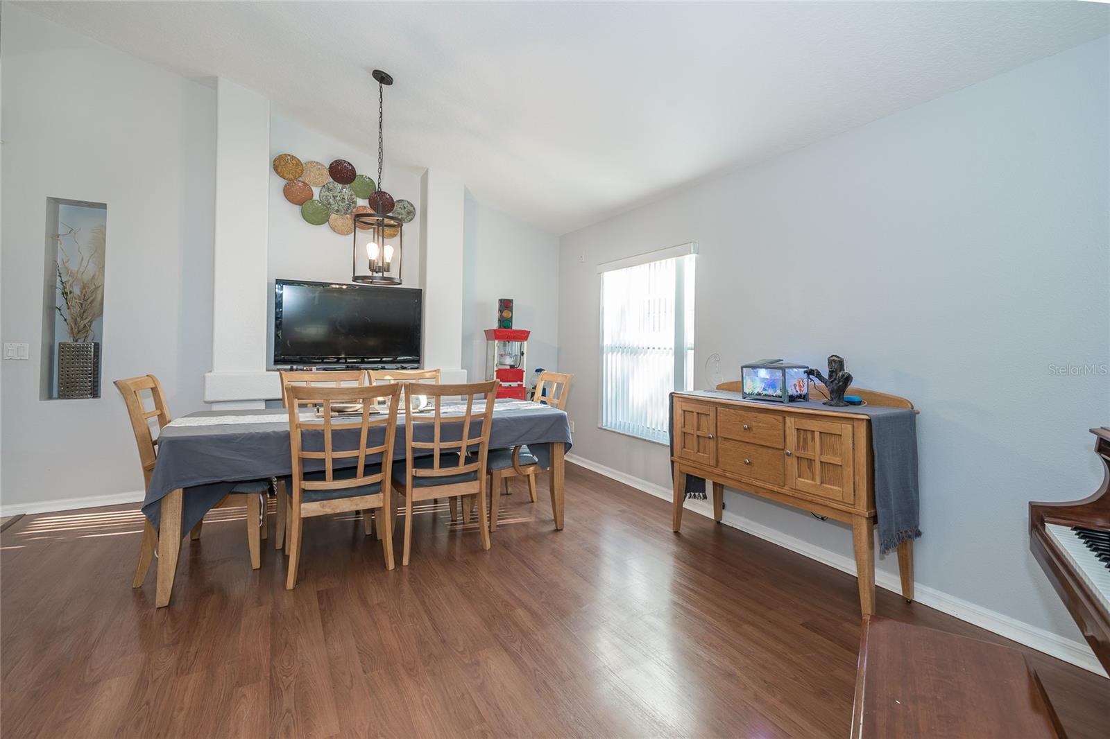 Listing photo id 3 for 18953 Wood Sage Drive