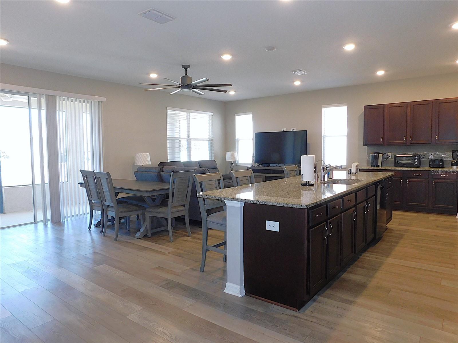 Image 11 of 59 For 7716 85th Circle