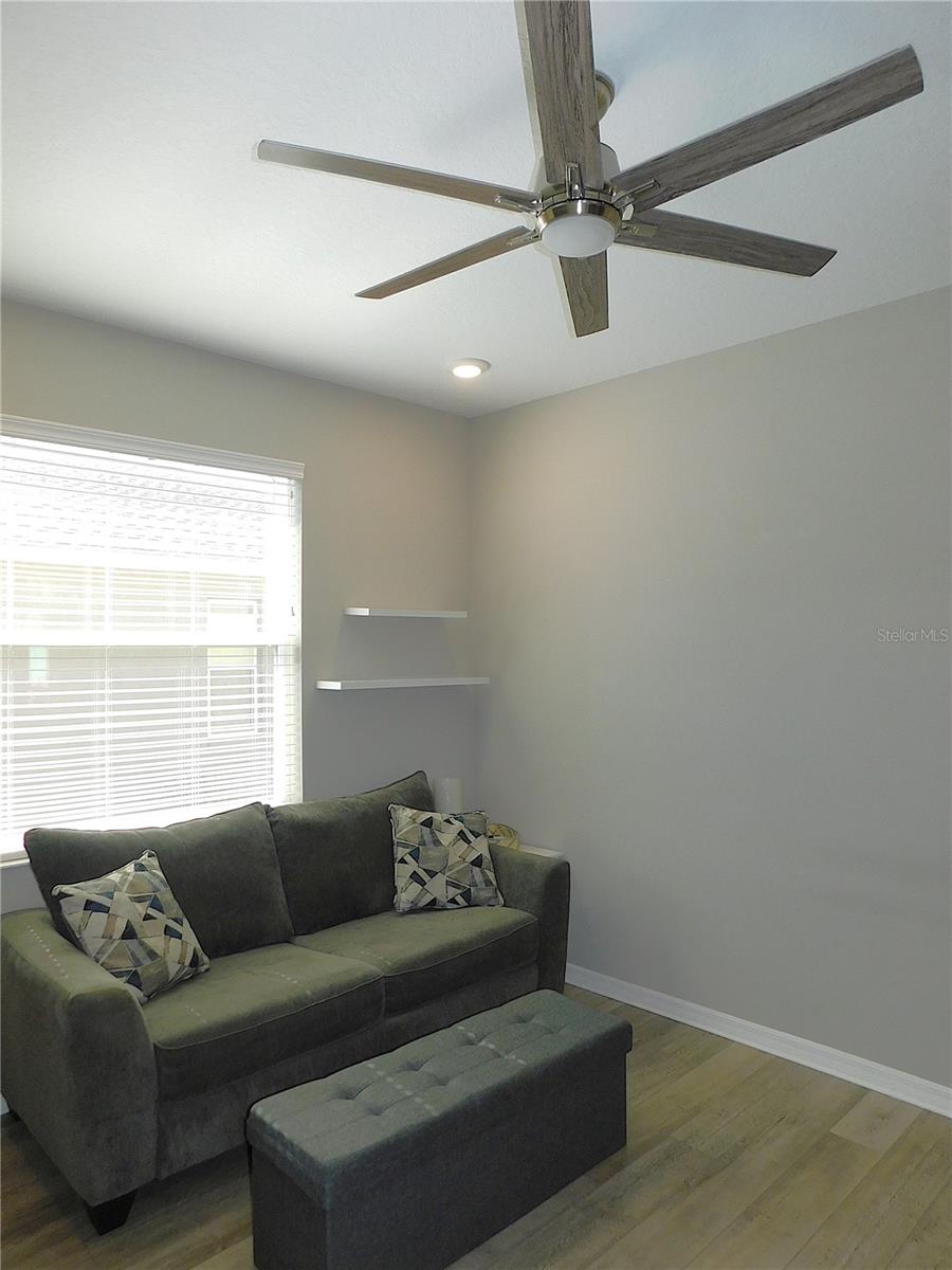 Image 42 of 59 For 7716 85th Circle