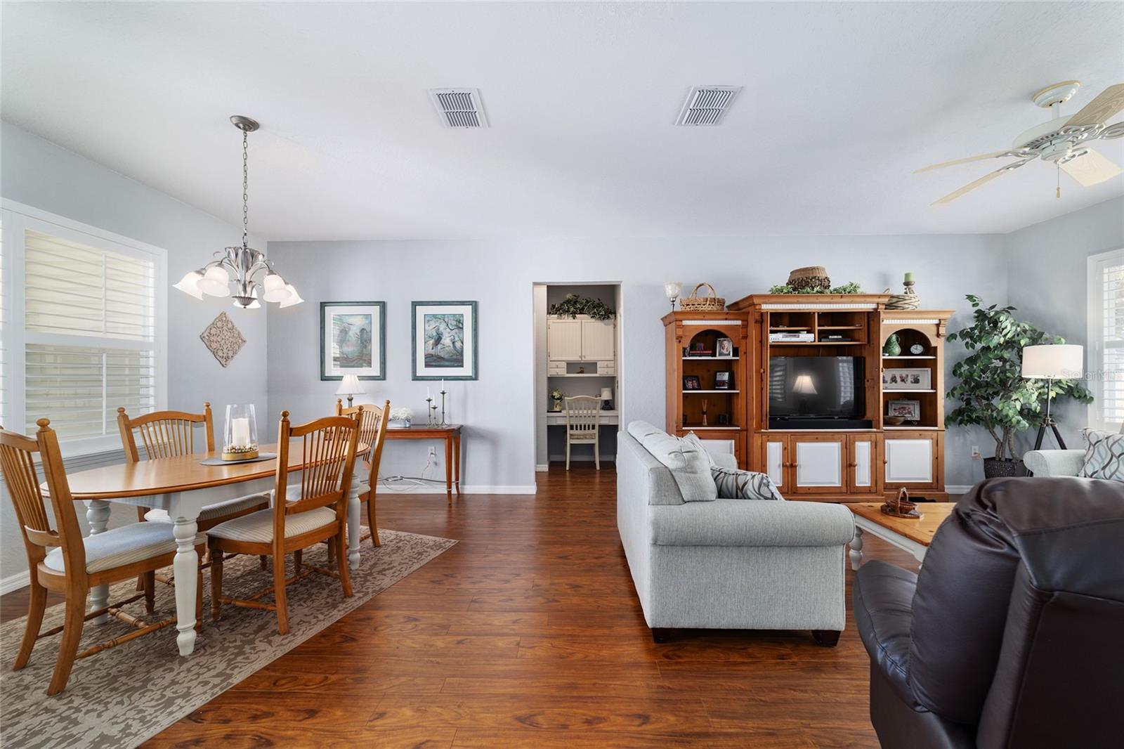 Image 17 of 63 For 13146 93rd Terrace Road