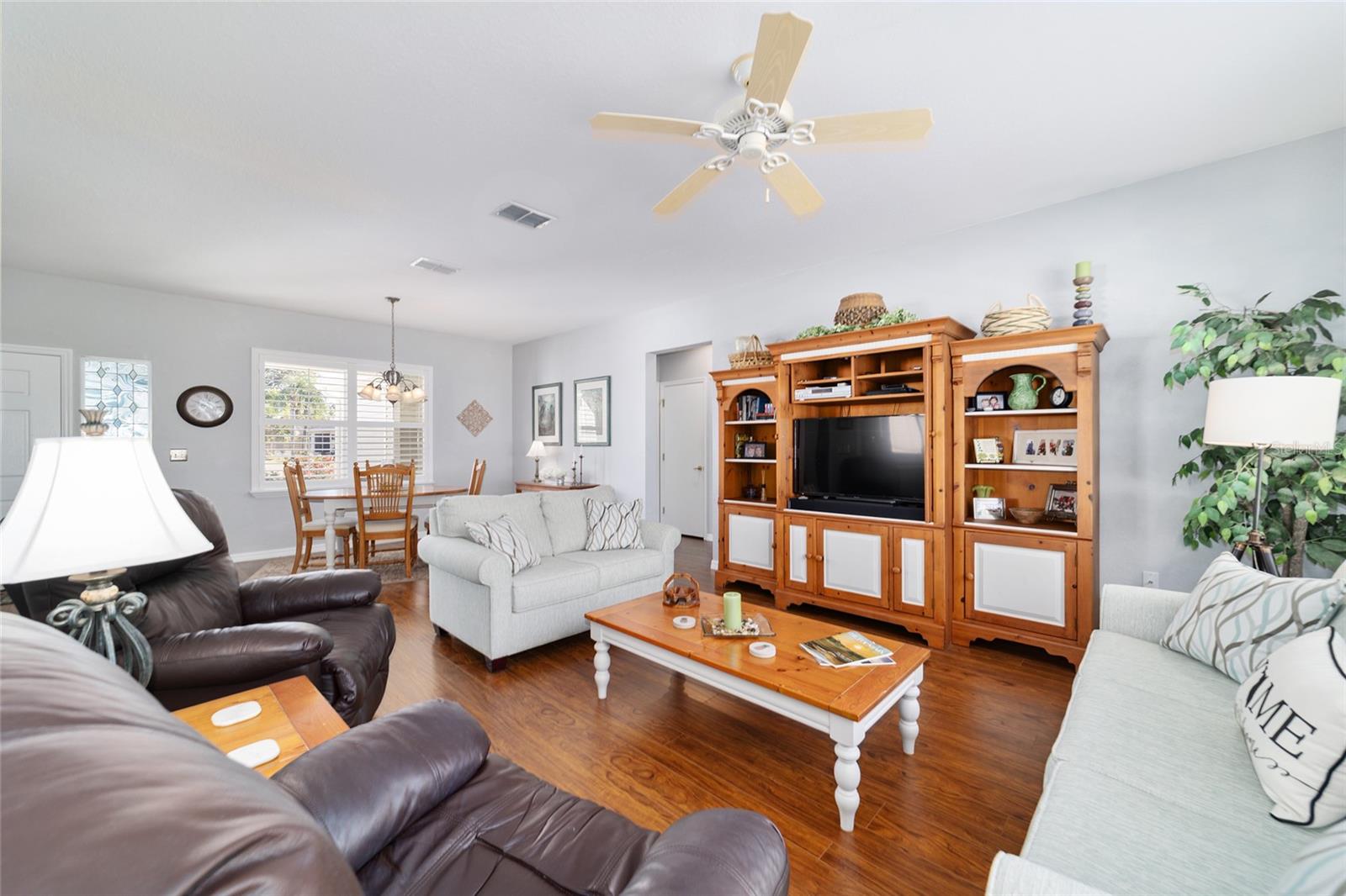 Image 22 of 63 For 13146 93rd Terrace Road