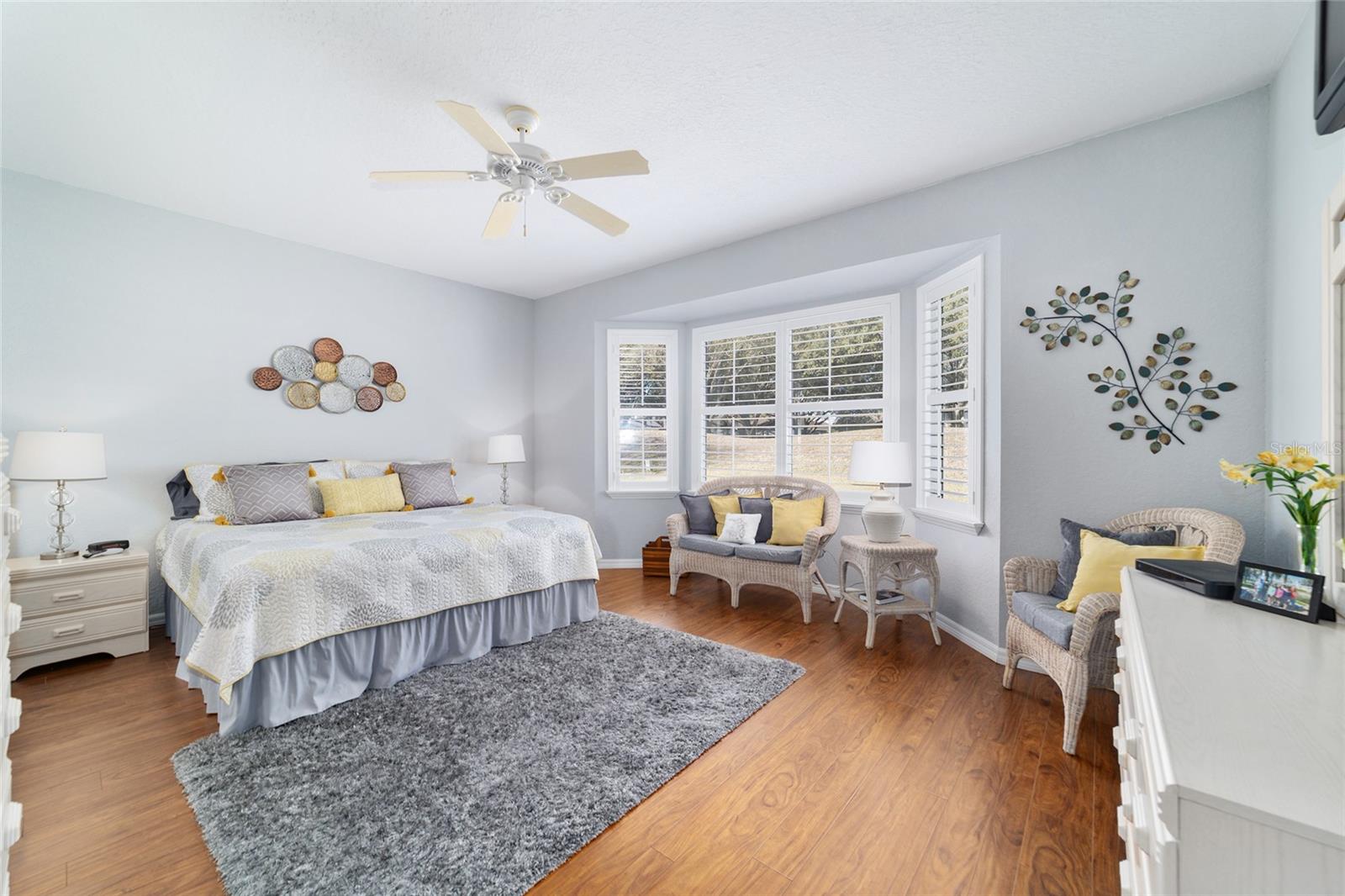 Image 33 of 63 For 13146 93rd Terrace Road