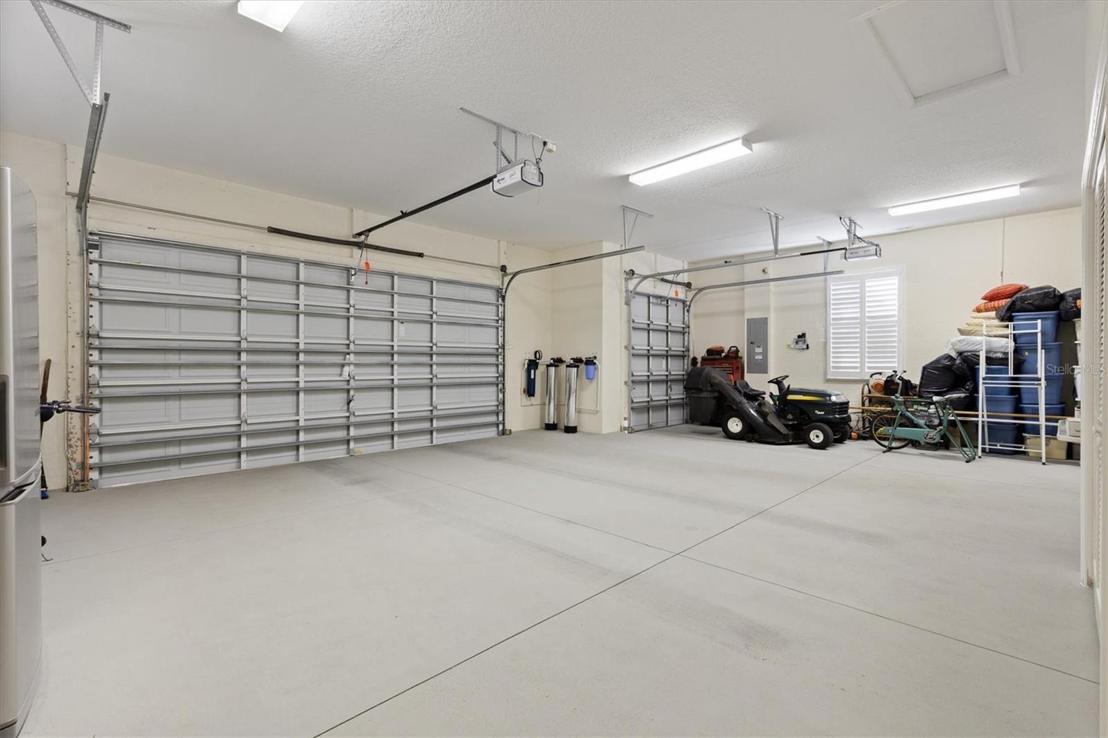 Image 36 of 50 For 1116 Russell Loop