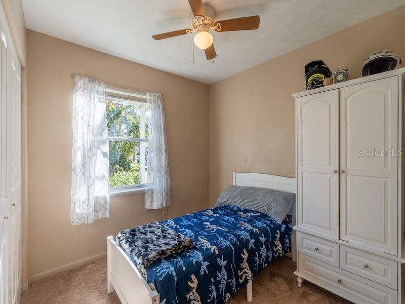 Image 18 of 42 For 14641 154th Street