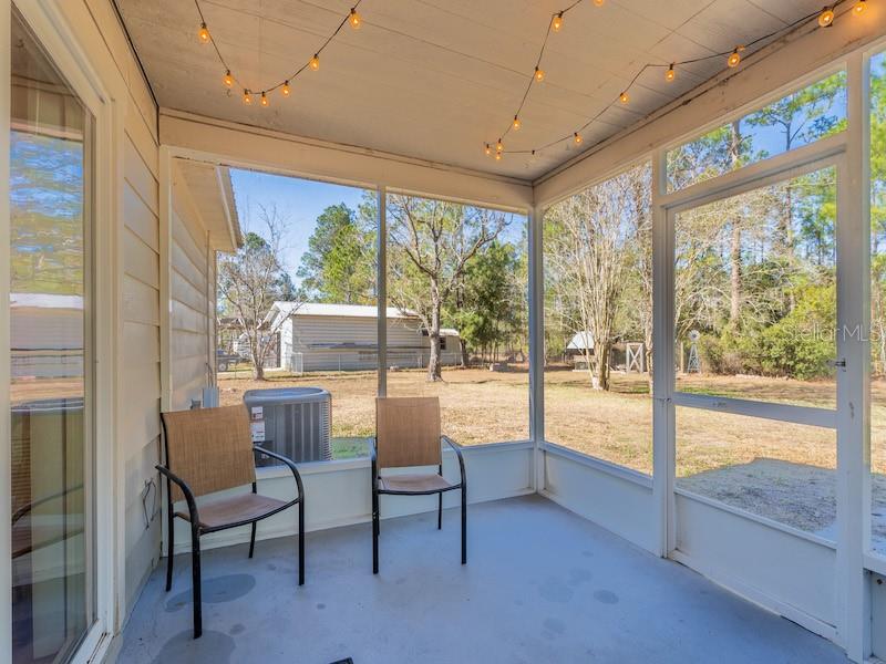 Image 26 of 42 For 14641 154th Street