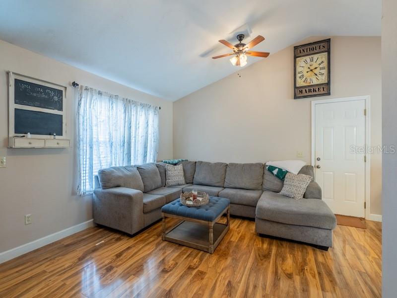 Image 9 of 42 For 14641 154th Street