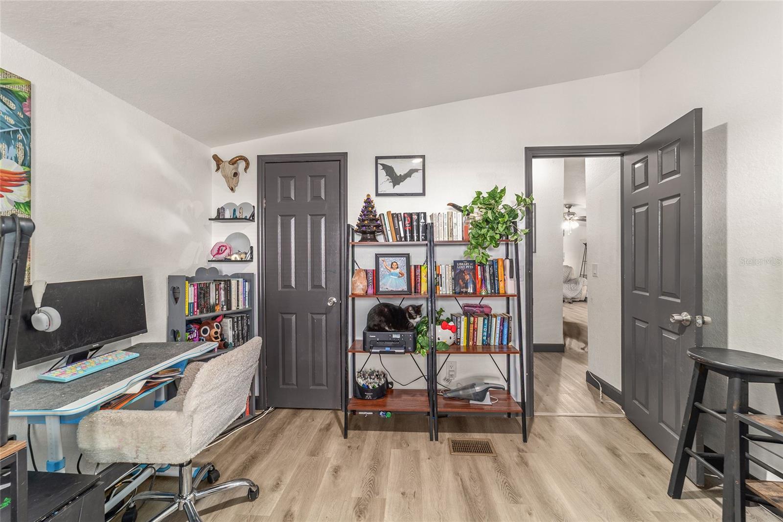 Image 13 of 20 For 3901 56th Avenue