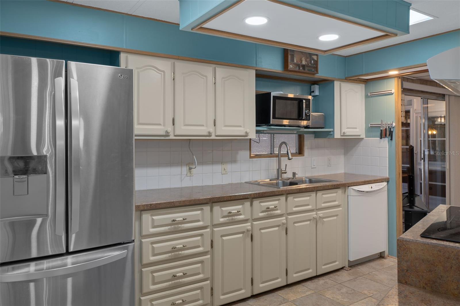 Image 19 of 58 For 7472 Moriah Avenue