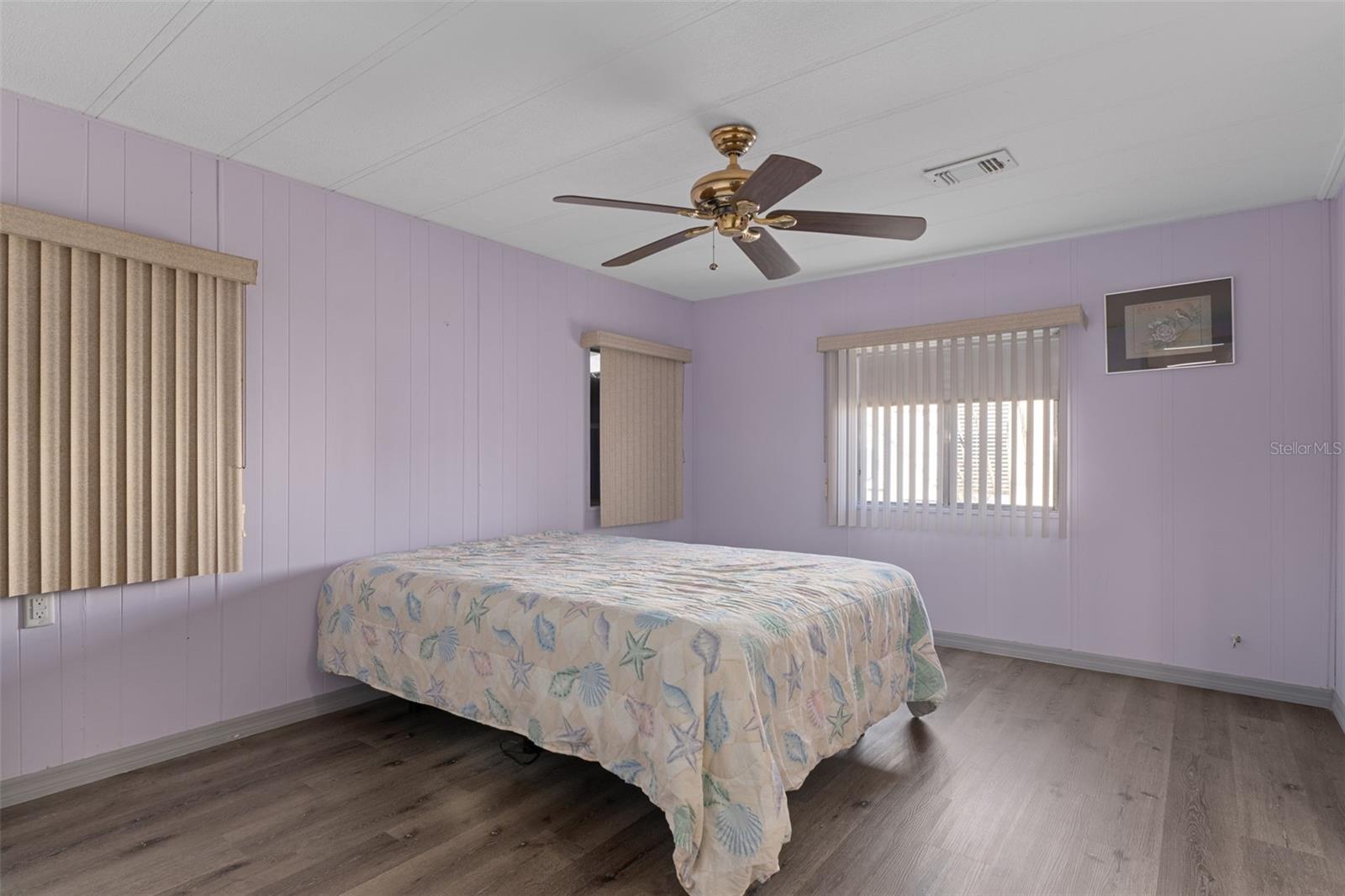 Image 24 of 58 For 7472 Moriah Avenue