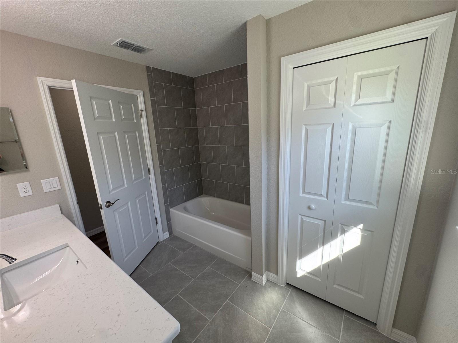 Image 14 of 19 For 8781 Quarry Drive