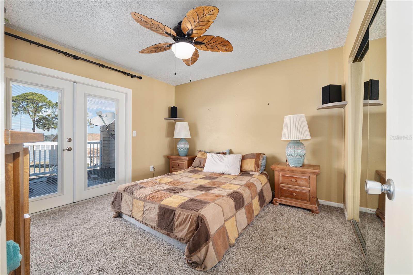 Image 19 of 41 For 11001 Sunset Harbor Road D18