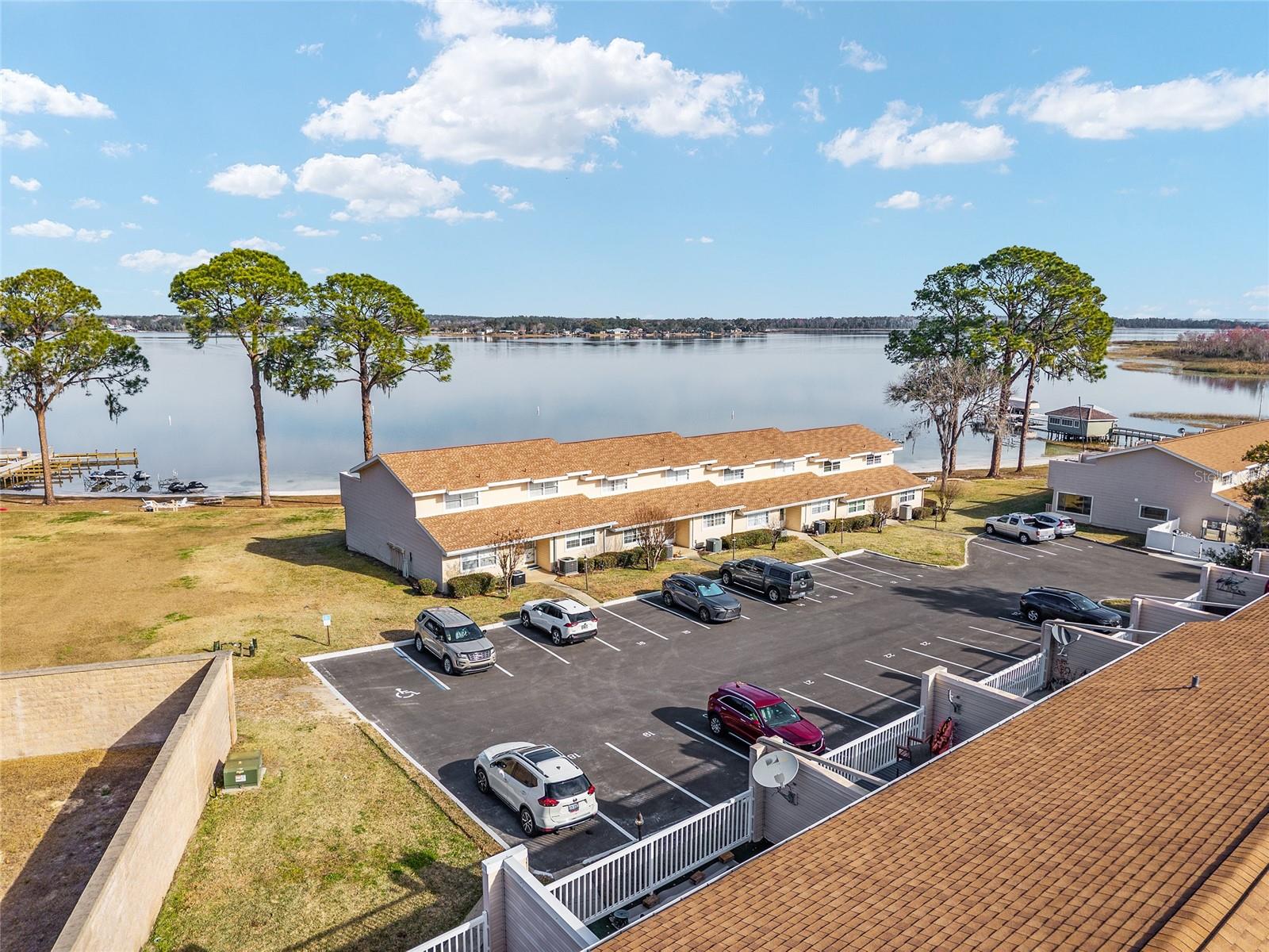 Image 27 of 41 For 11001 Sunset Harbor Road D18