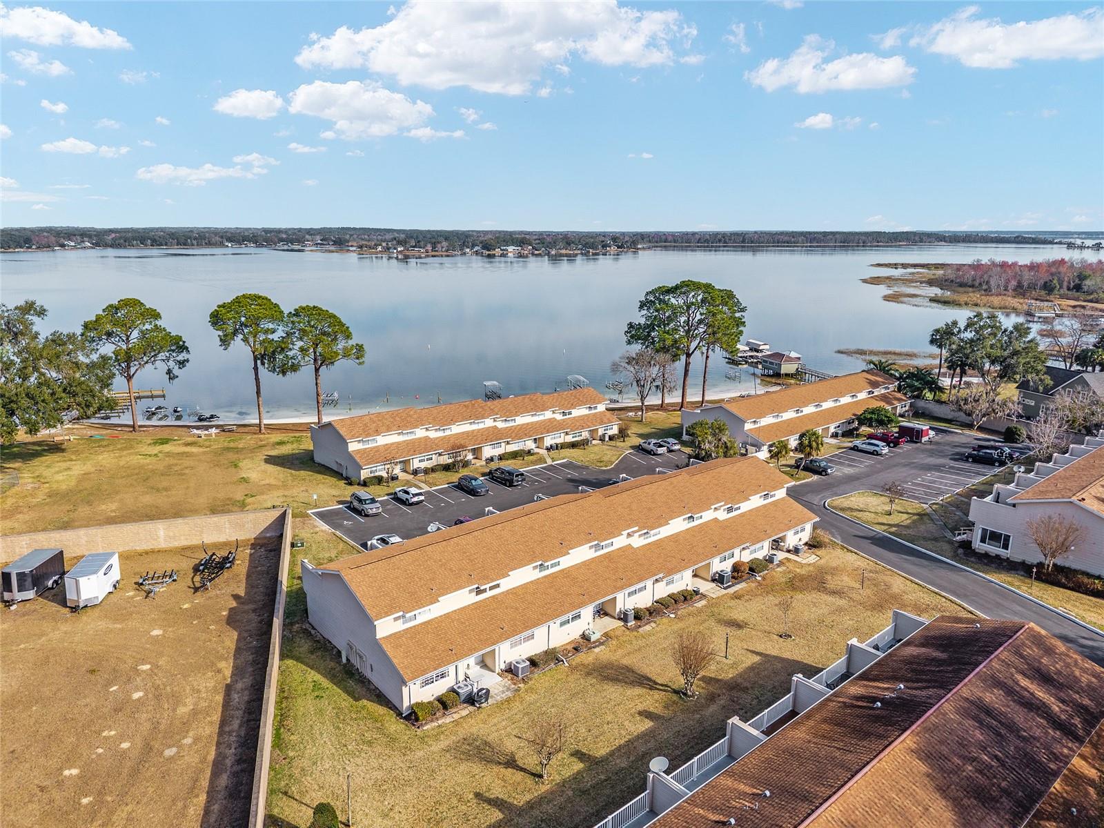 Image 28 of 41 For 11001 Sunset Harbor Road D18