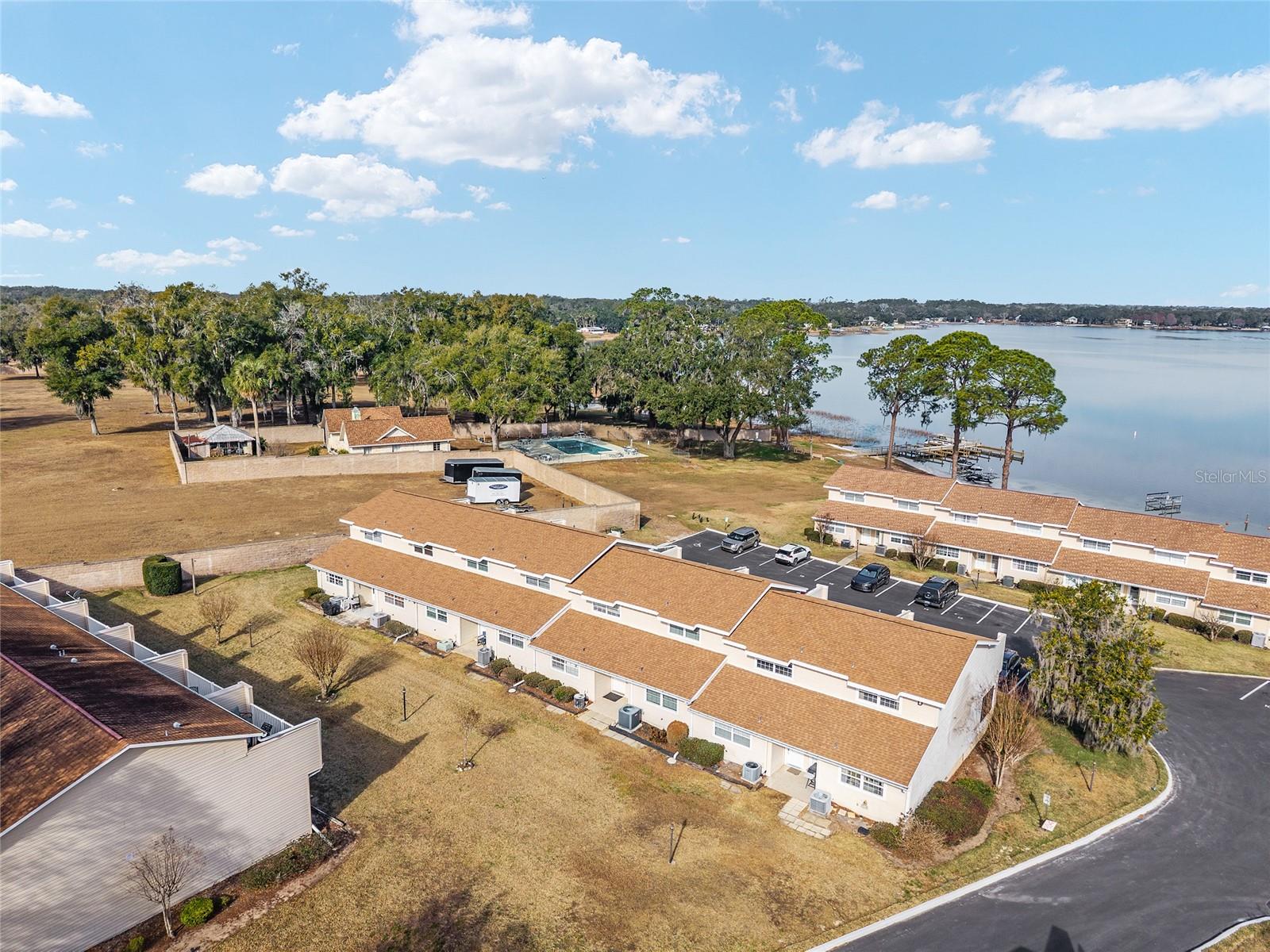 Image 31 of 41 For 11001 Sunset Harbor Road D18