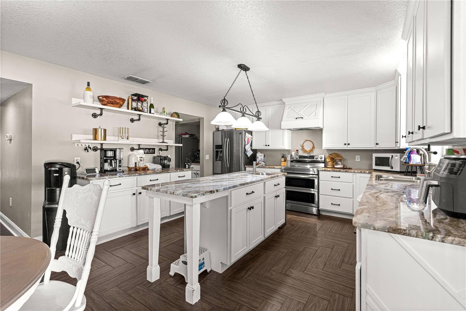 Image 13 of 52 For 4535 32nd Place