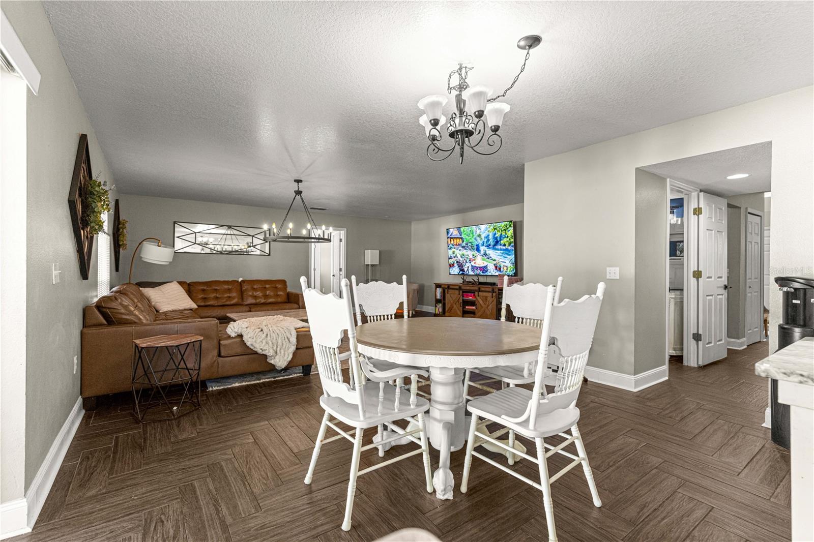 Image 15 of 52 For 4535 32nd Place