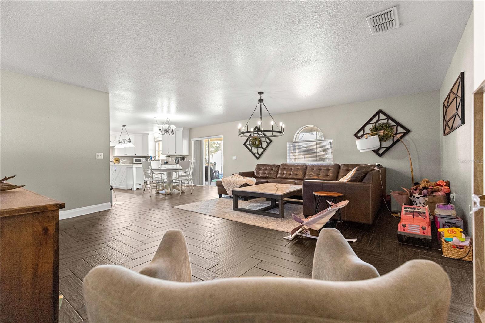 Image 16 of 52 For 4535 32nd Place