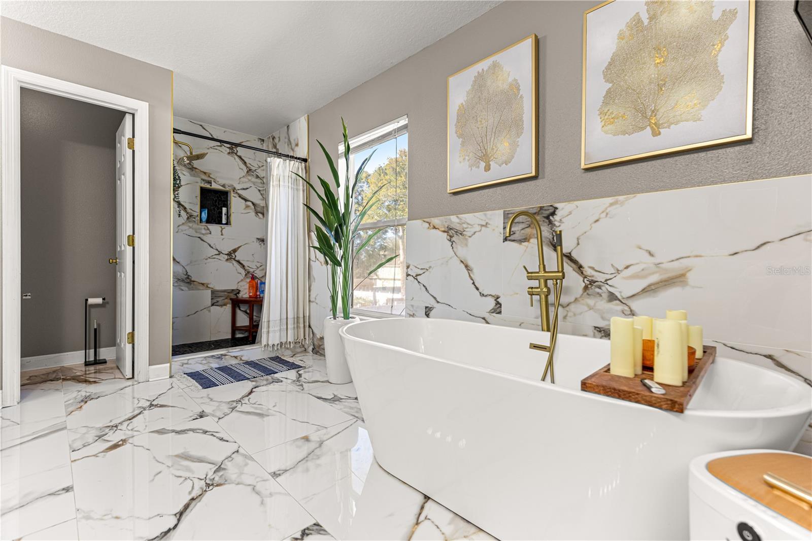 Image 28 of 52 For 4535 32nd Place