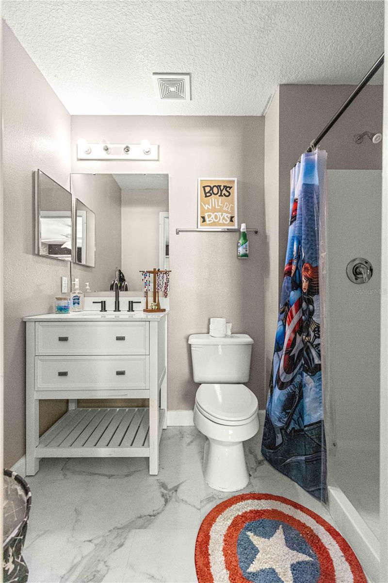 Image 39 of 52 For 4535 32nd Place