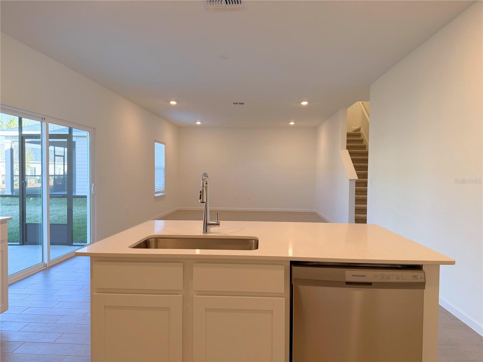 Image 7 of 26 For 8926 69th Terrace