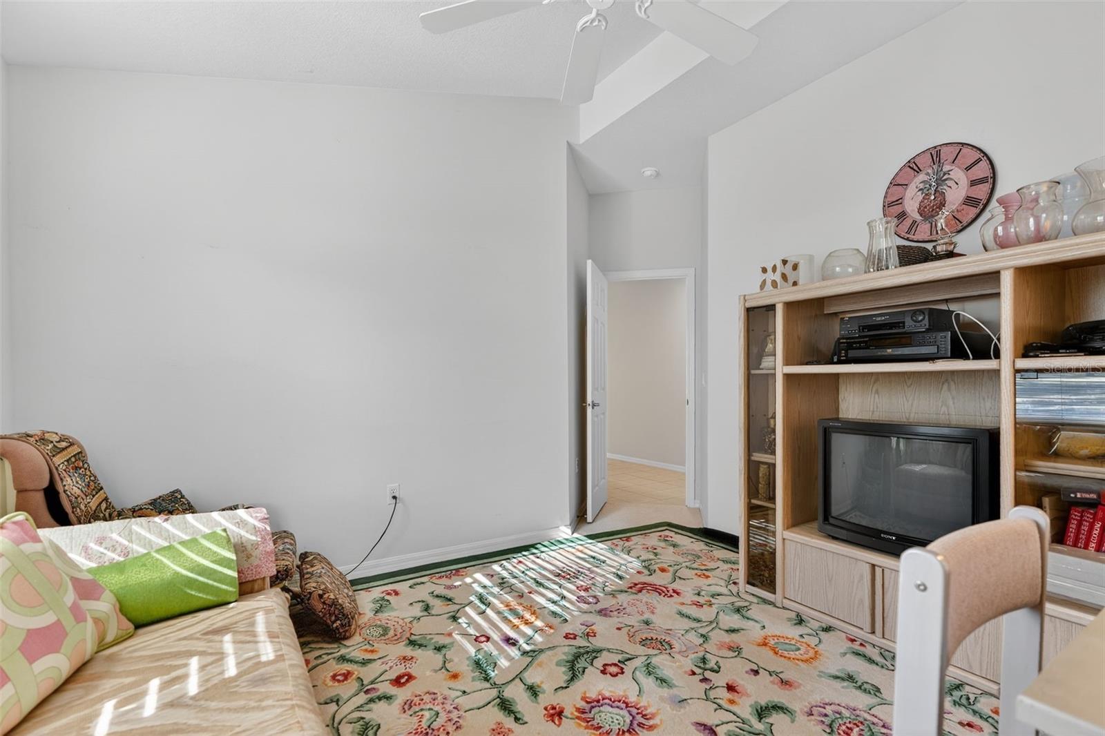 Image 39 of 60 For 319 Redsox Path