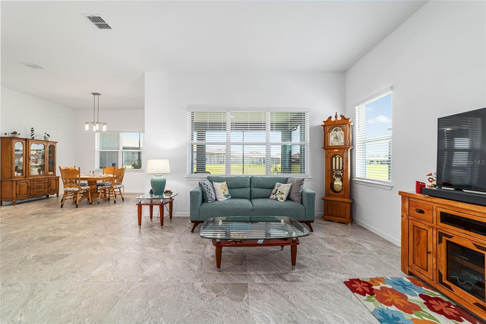 Image 16 of 69 For 6046 86 Circle