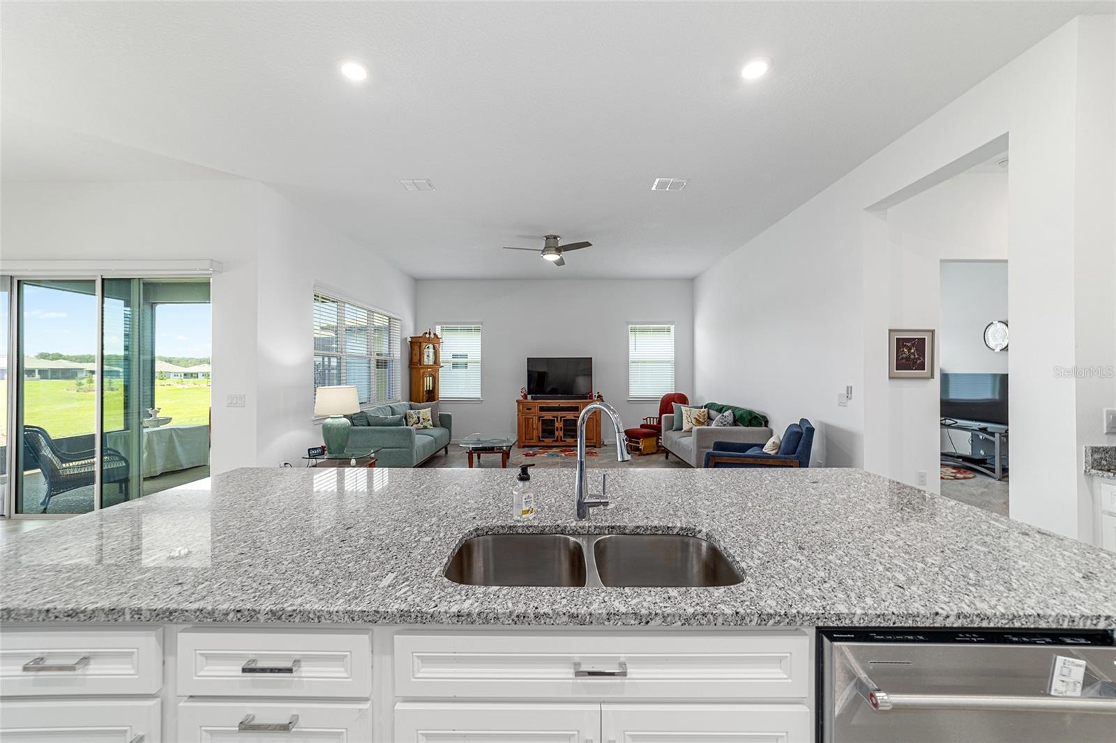 Image 18 of 69 For 6046 86 Circle