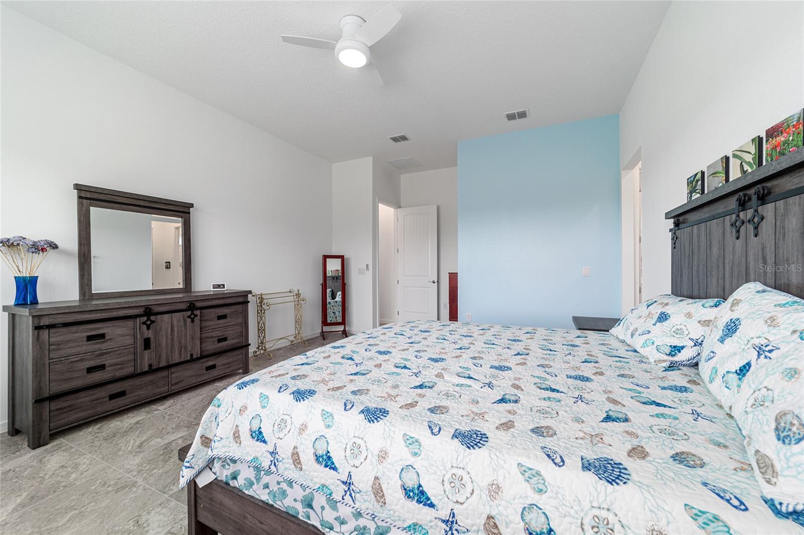 Image 23 of 69 For 6046 86 Circle