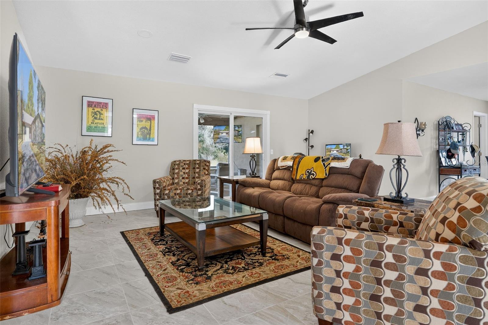 Image 16 of 51 For 4800 Wood Way