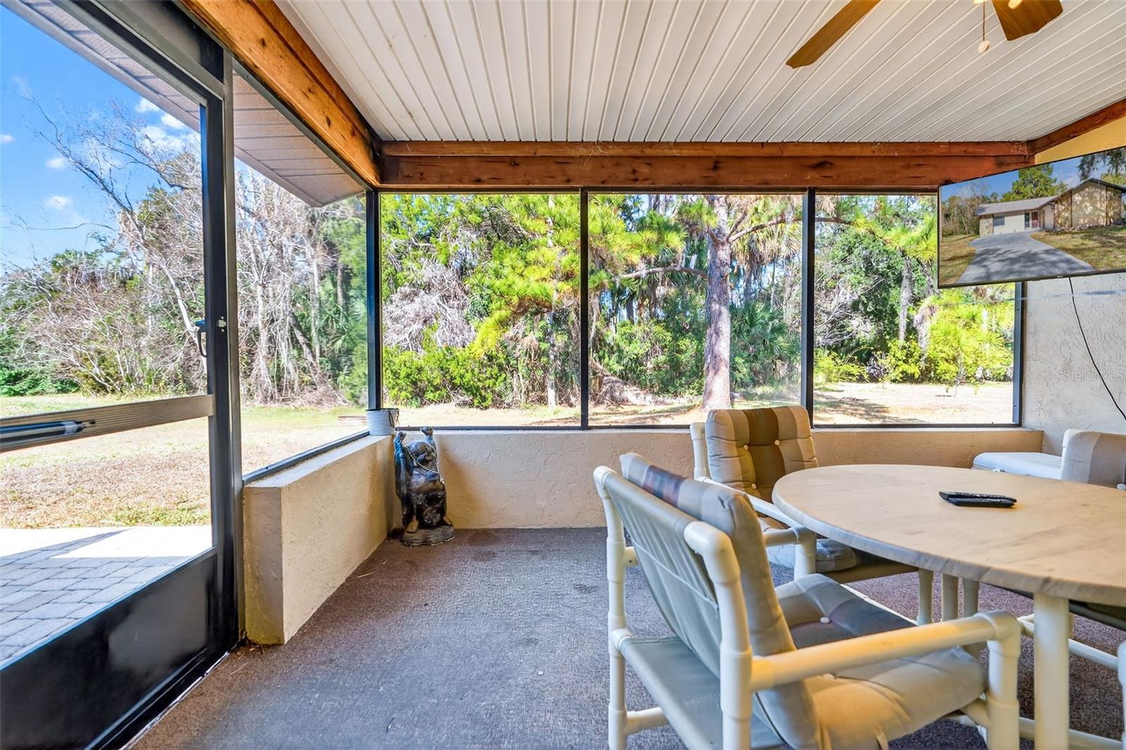 Image 40 of 51 For 4800 Wood Way