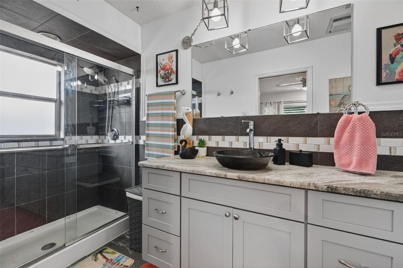 Image 29 of 35 For 515 Wright Street