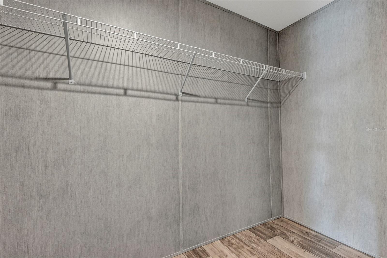 Image 20 of 47 For 16879 42nd Loop