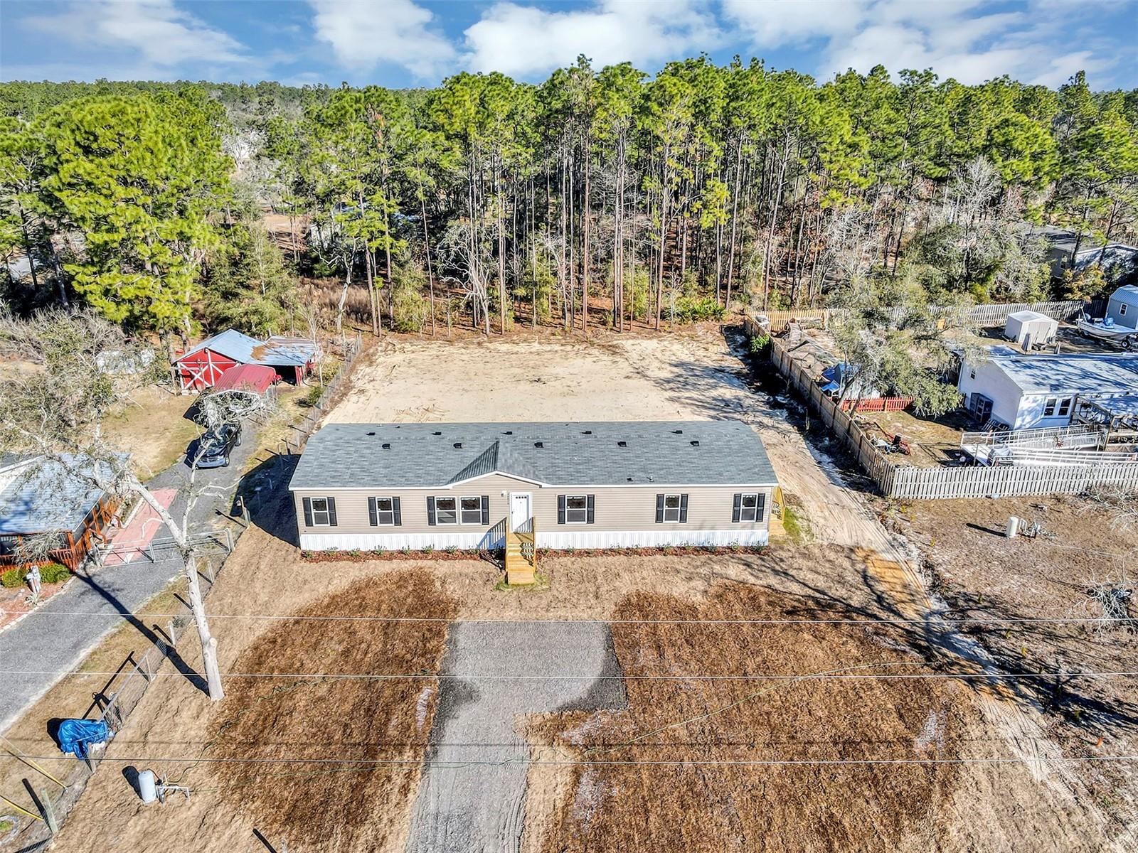 Image 44 of 47 For 16879 42nd Loop